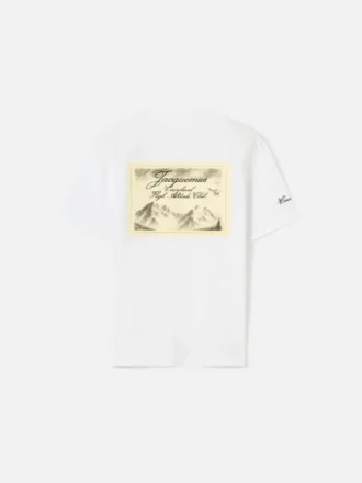 Das T-Shirt des Courchevel High Altitude Club Kurzarm-T-Shirt mit Logo – exklusiv online und in unserer Boutique in Courchevel erhältlich