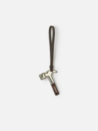 Der Hammer Taschenanhänger in Hammerform