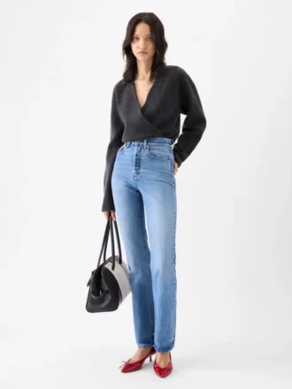 Die gerade geschnittene Jeanshose von de-Nîmes Jeans mit geradem Bein