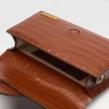 Die große Bambino Crossbody-Umhängetasche
