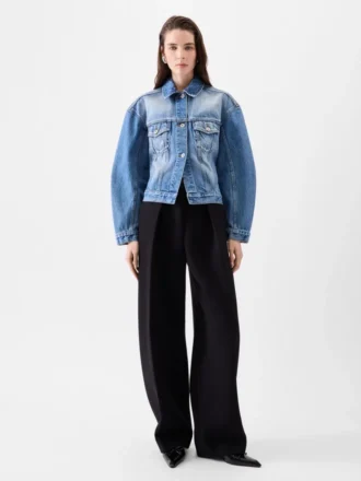 Die Jeansjacke von de-Nîmes Geschwungene Jeansjacke