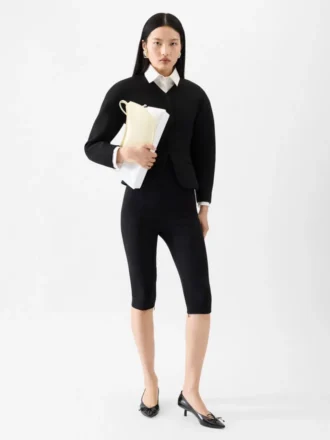 Die Mini-Jacke Ovalo Kurze, taillierte Jacke