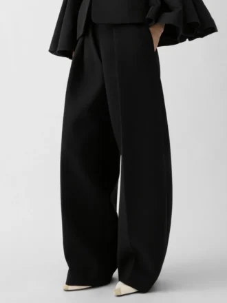 Die Ovalo-Hose Geschwungene Hose